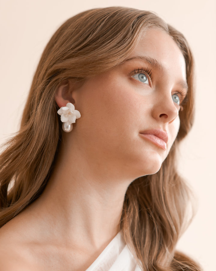 Wedding Pearl Dangle Earring