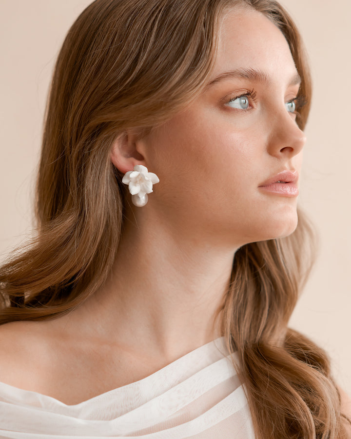 Floral Pearl Earring for Wedding