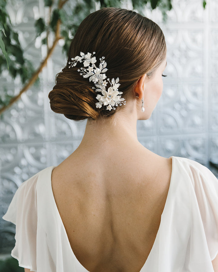 Ivory & Floral Clip
