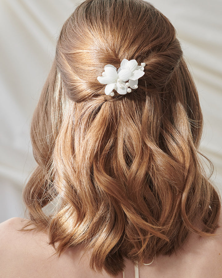 Tulle flower hair pin