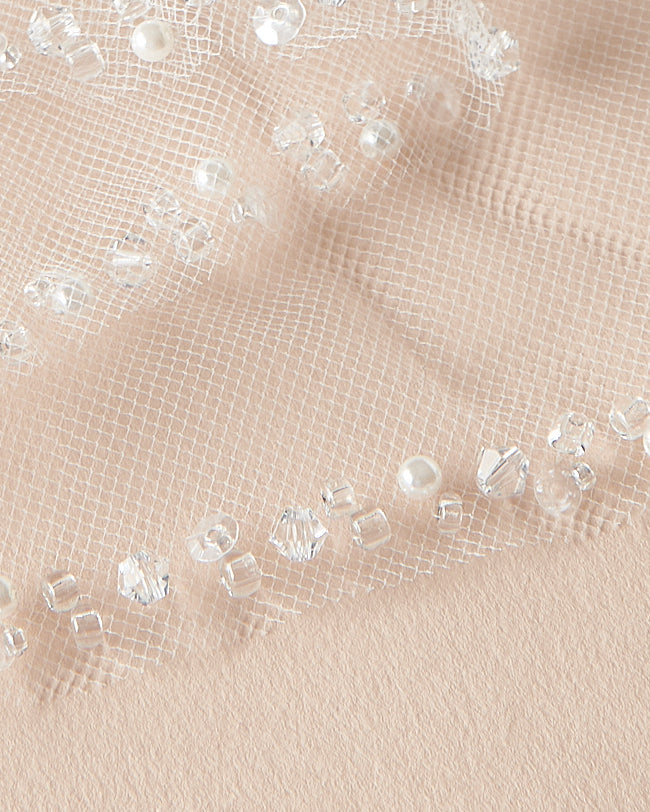 2 layer, Mariah Veil