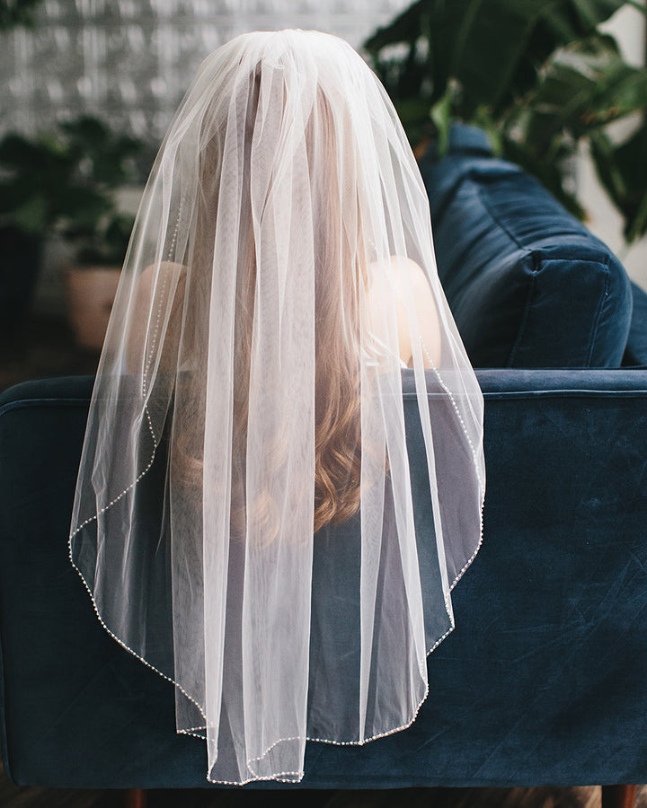 Simple Pearl Edge Veil
