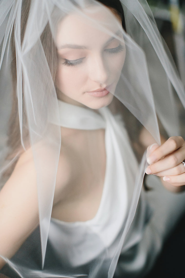 Simple Cut Edge Veil