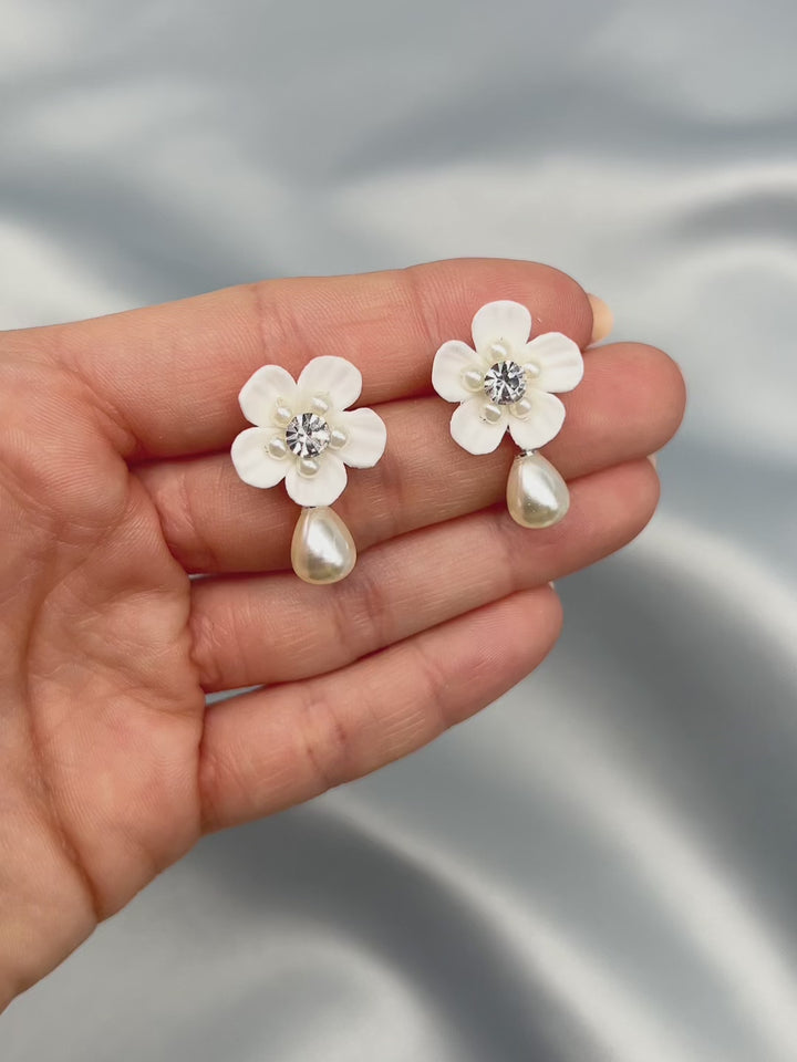 Pearl Dangle Earrings