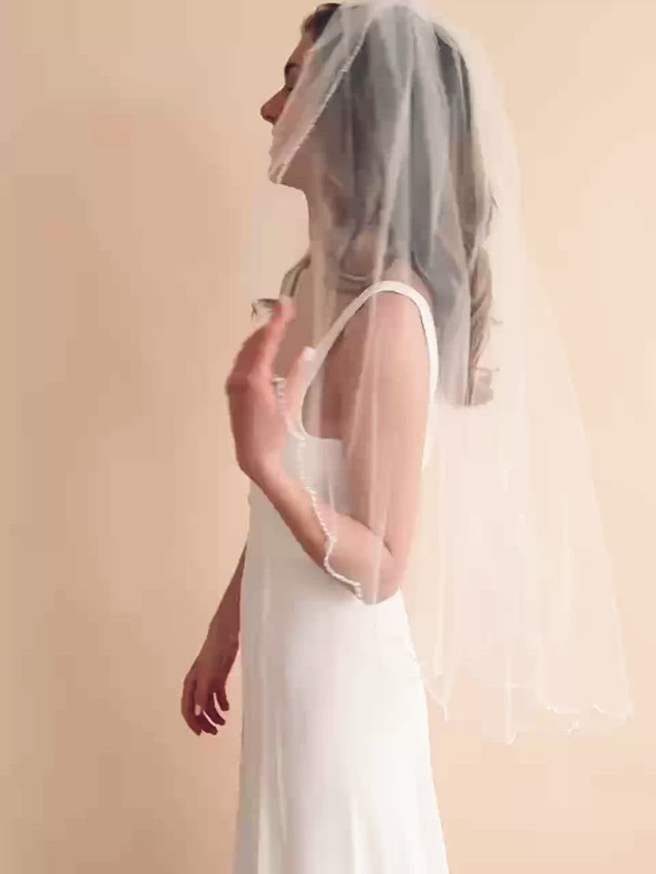 Kelly Scalloped Edge Beaded Veil