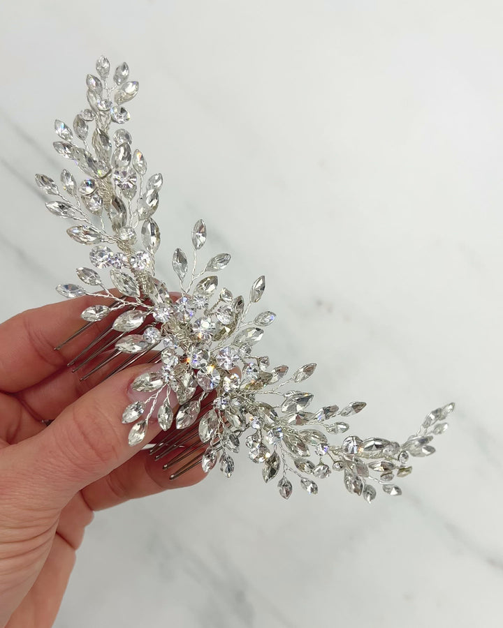 Anastasia Comb