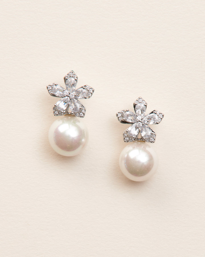 Cecilia Pearl Stud Earrings
