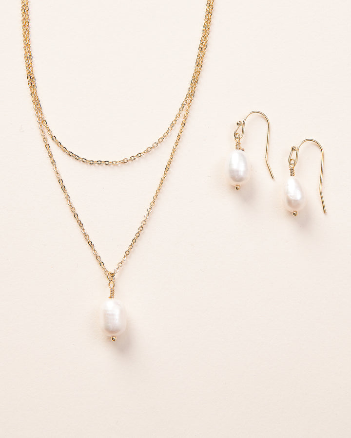 Gold Pearl Jewelry Set