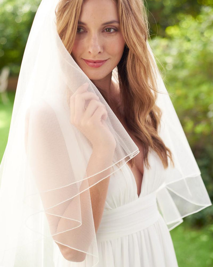 Pencil Edge Bridal Veil