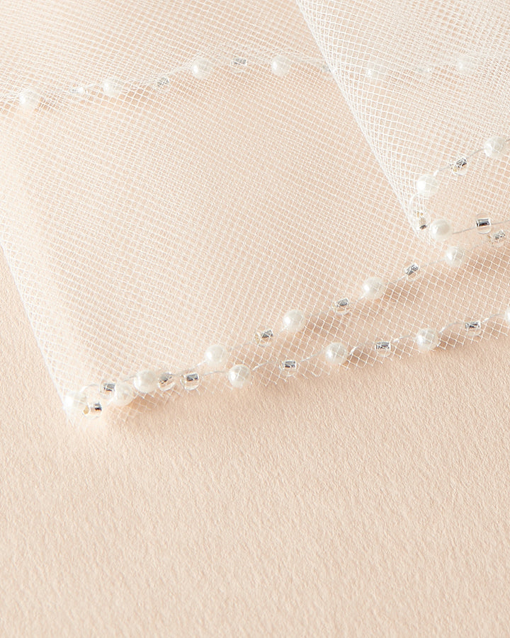 2 Layer Simple Pearl Edge Veil