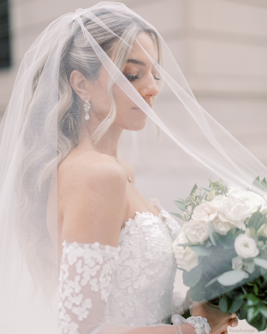 Do You Really Need to Spend $500 on a Cathedral Veil? (The Save vs. Splurge Guide)