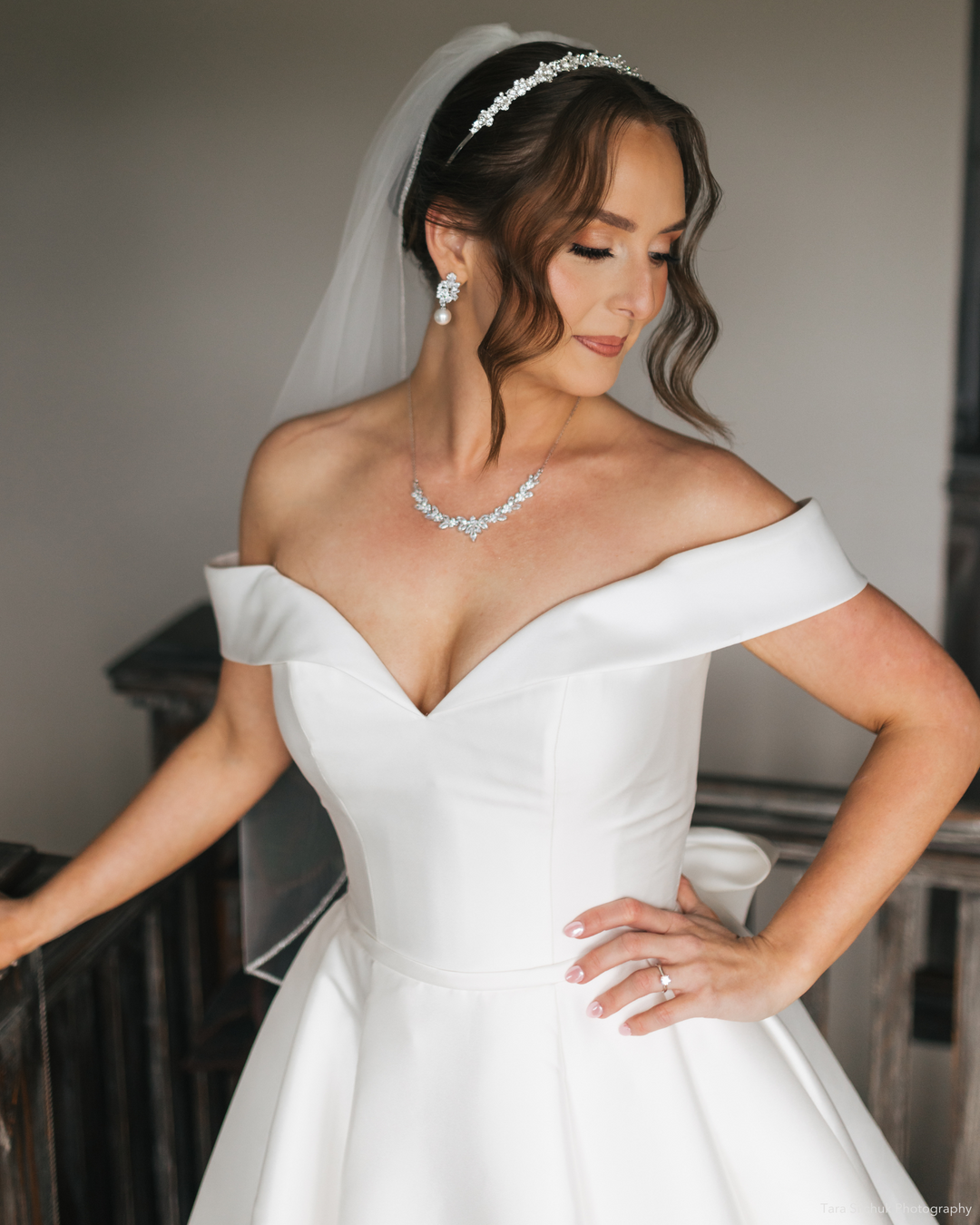 earrings for off shoulder wedding dress Bridal Jewelry Guide: What to Wear with your Wedding Dress - Pretty Happy Love - Wedding Blog