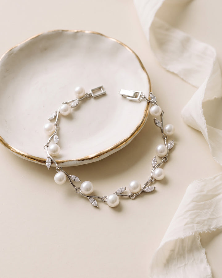 Ciara Pearl Bracelet