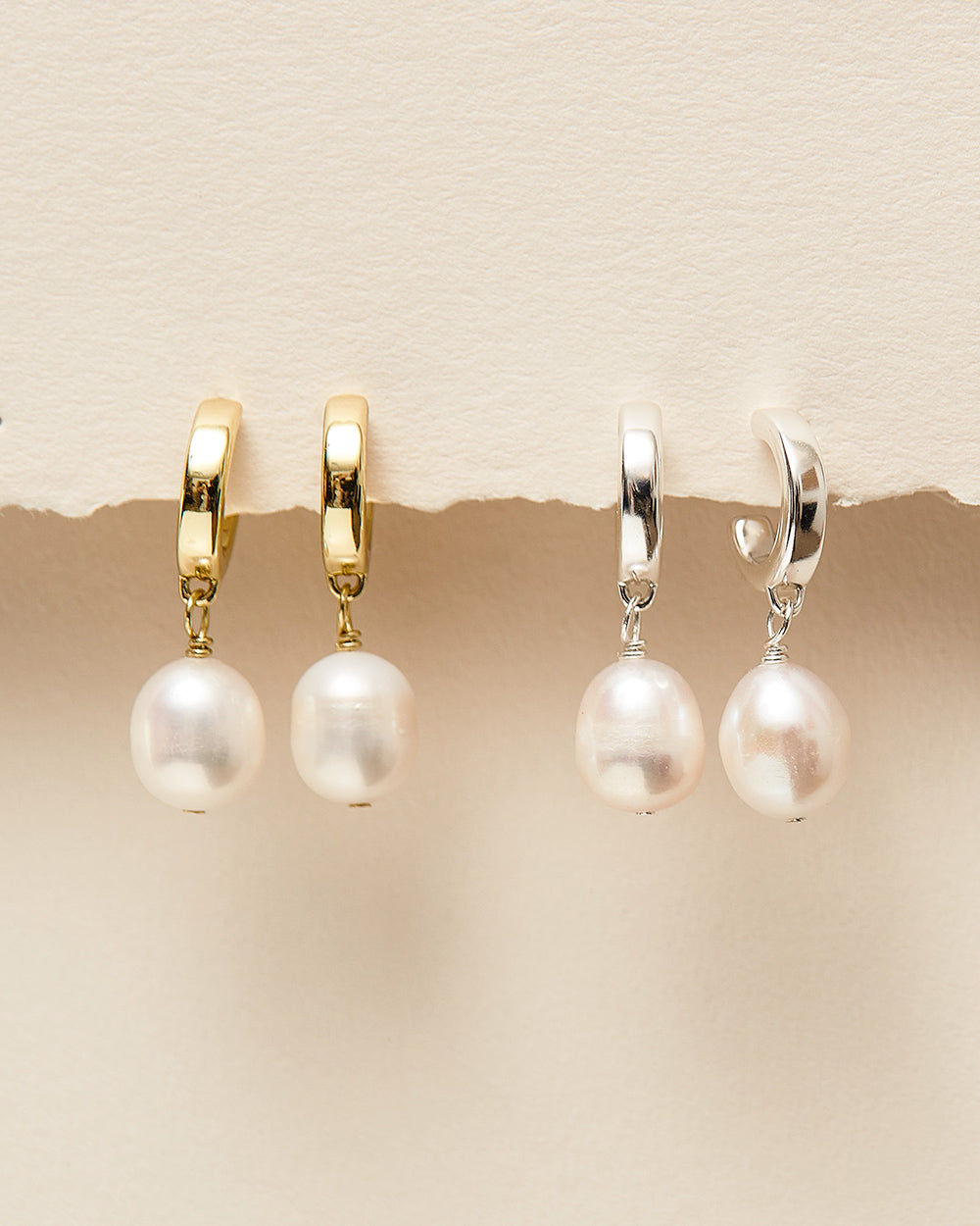 Hoop Earrings with Pearls