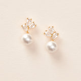 Pearl Stud Earrings in Gold