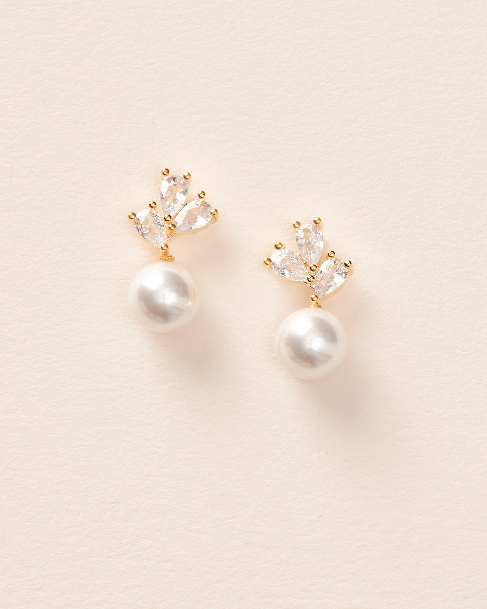 Pearl Stud Earrings in Gold