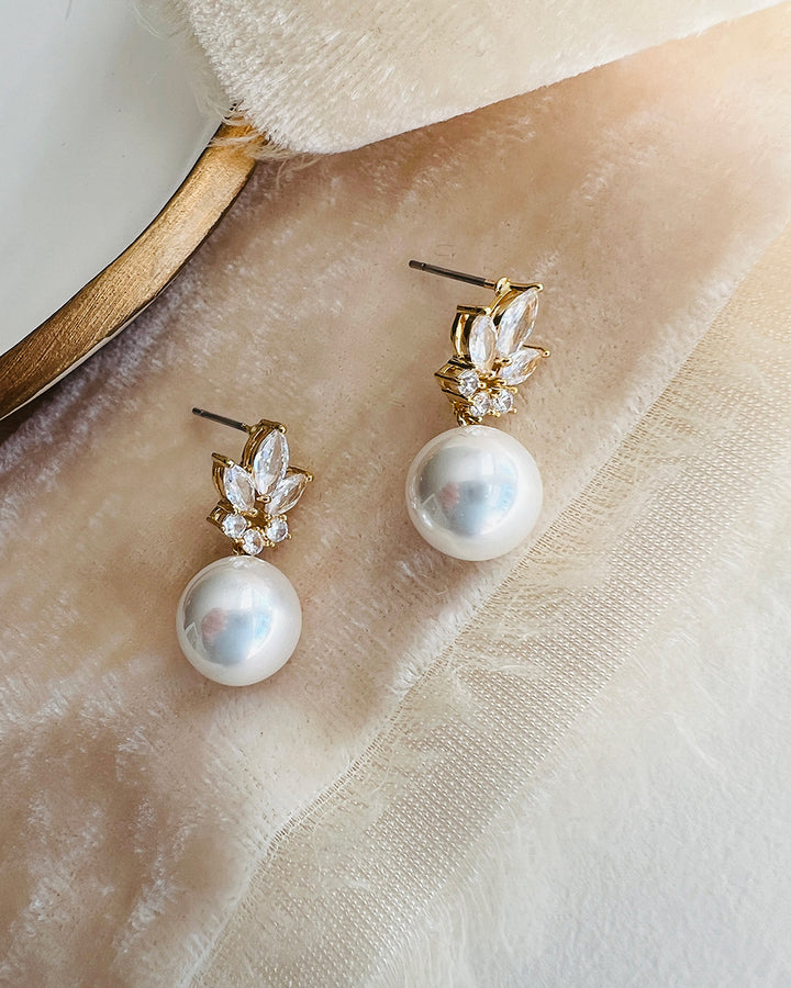 Gold Pearl Earrings