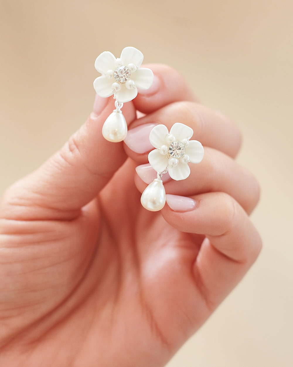 Pearl Drop Earrings Flower