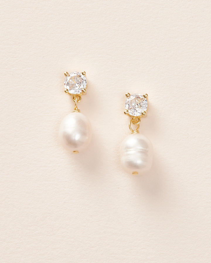 Pearl Earrings in Gold