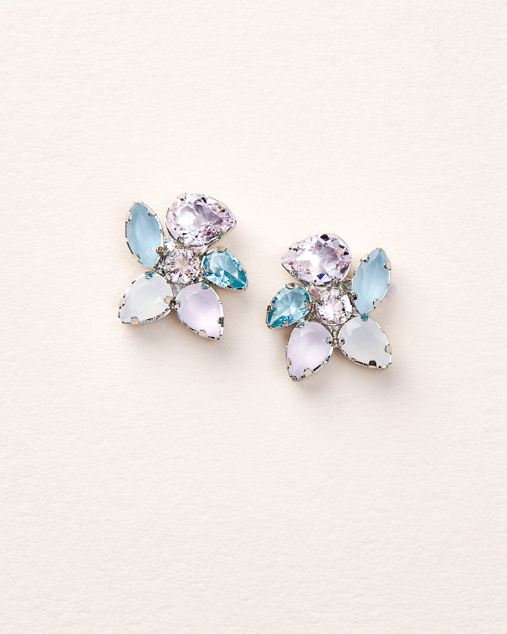 Earrings with multicolored gemstones 