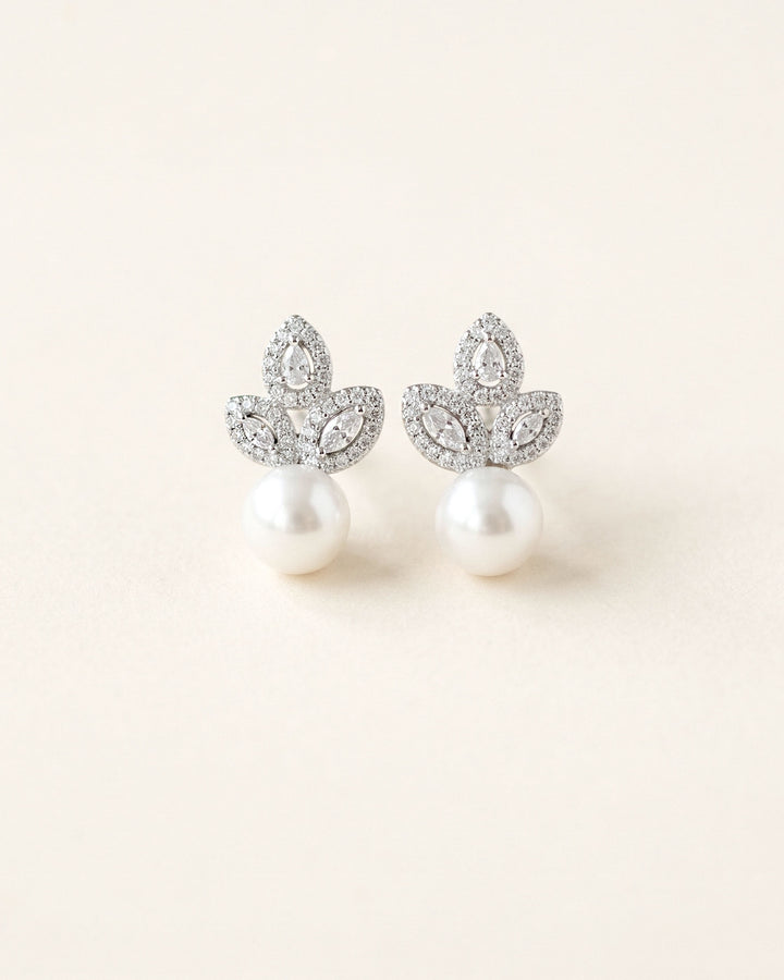 Pearl Stud Earring