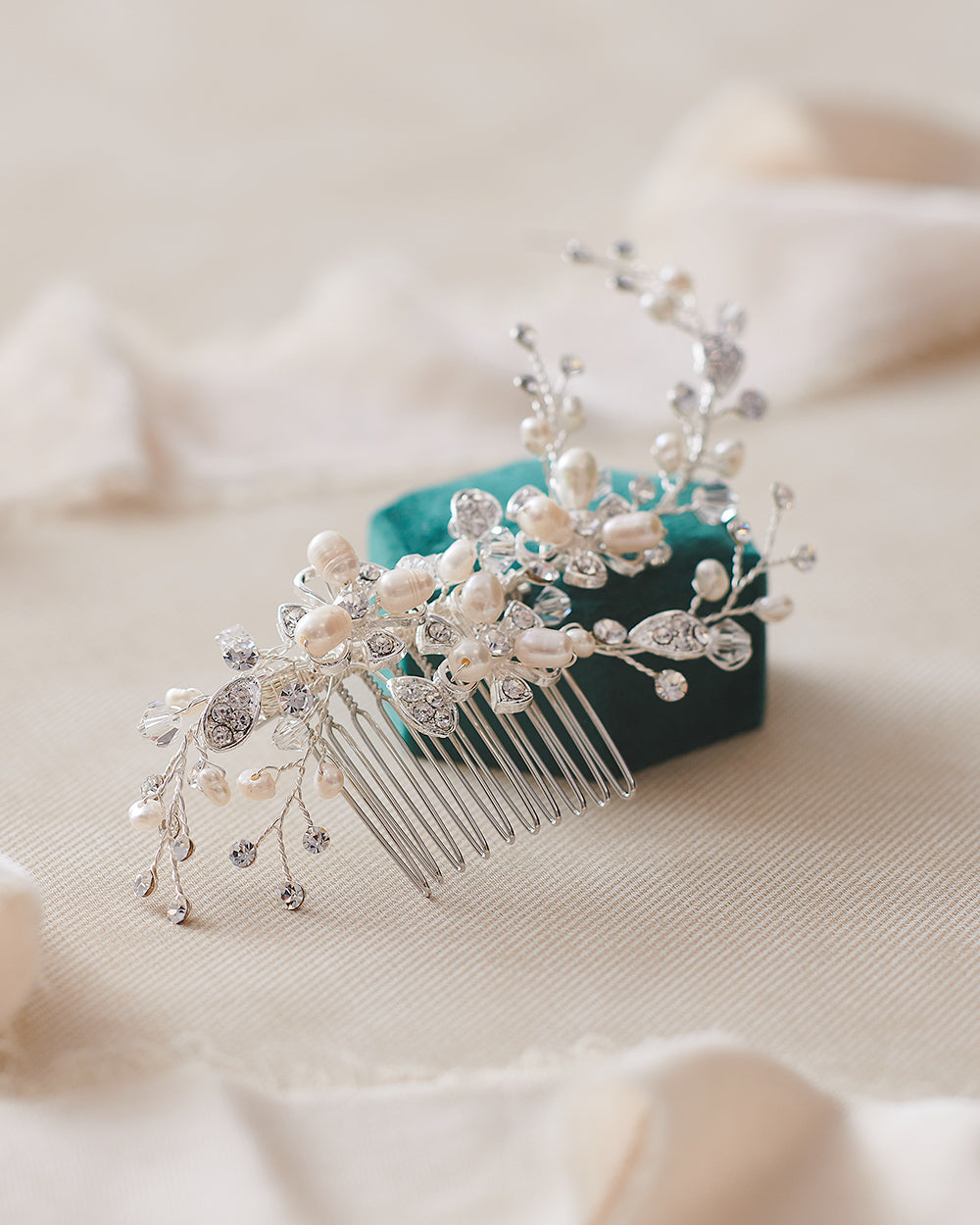 Pearl Bridal Comb