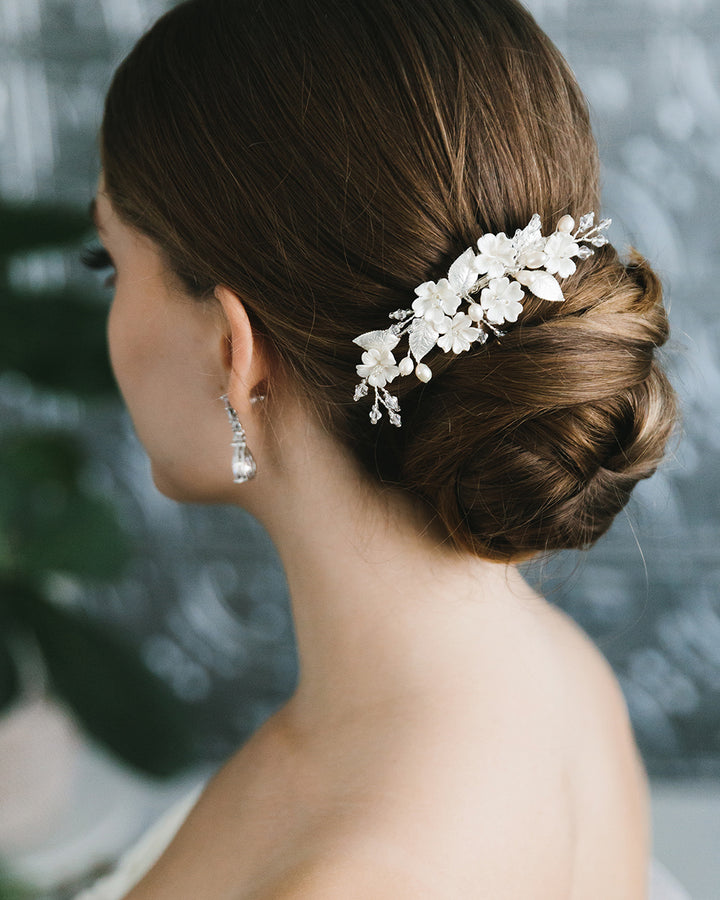 Pearl Floral Wedding Comb