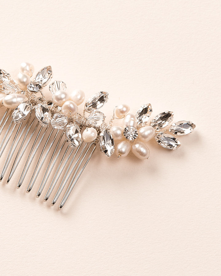 Petite Wedding Comb with Pearls