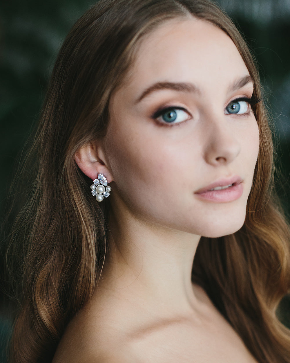 Stud Earrings Pearls & Crystals