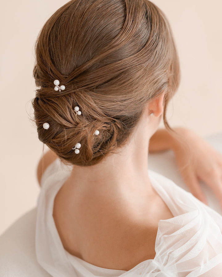 Scattered Pearl Hair Pins