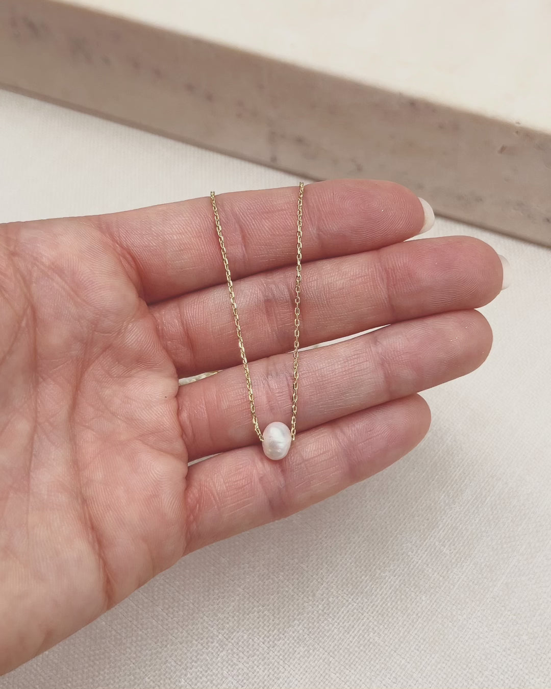 Minimalist Pearl Necklace Gold