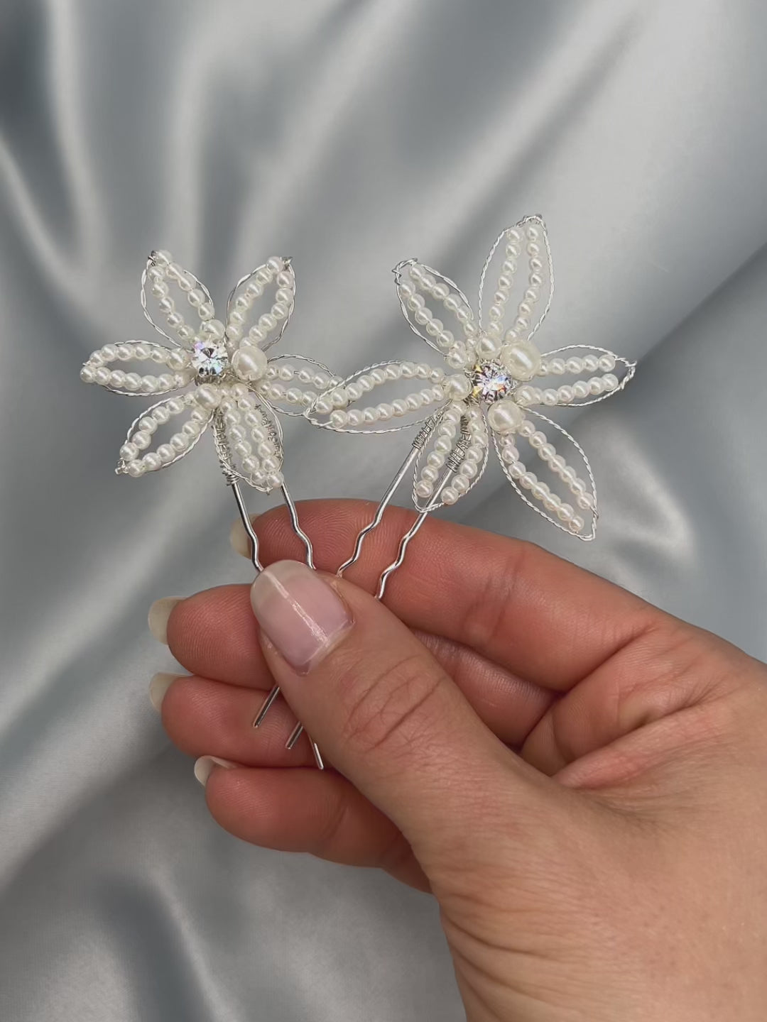 Cosamia Pearl Hair Pins (Set of 2)