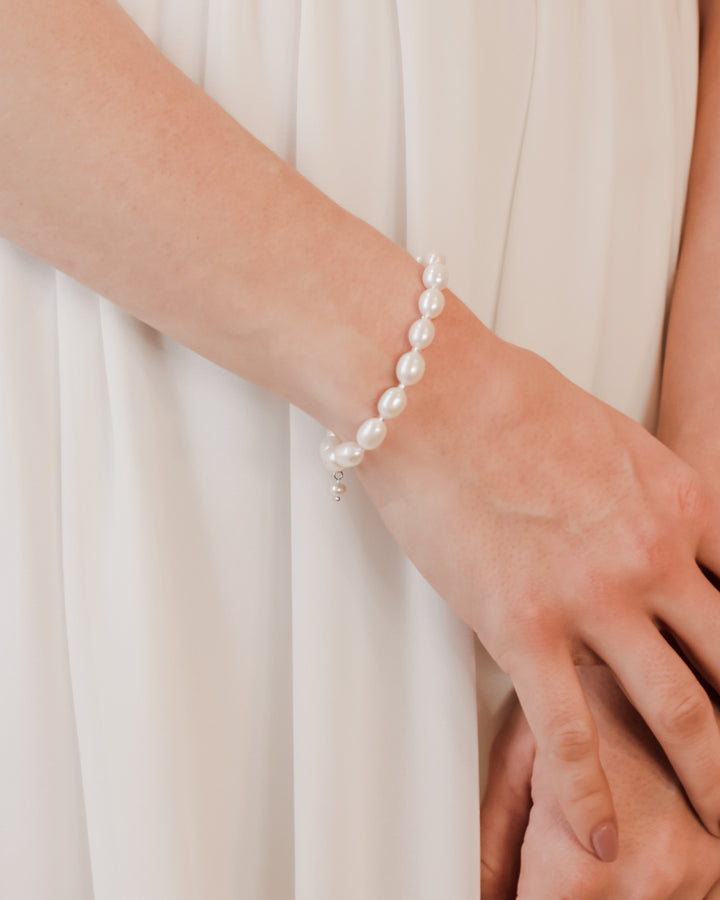 Pearl crystal wedding bracelet 