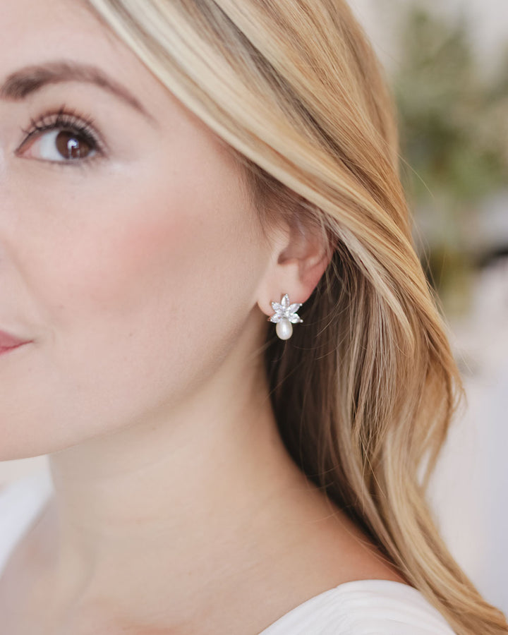Small Wedding Earrings Pearl
