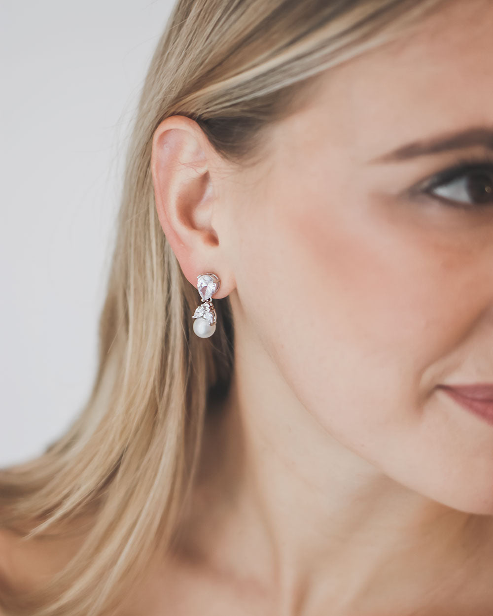 Bridal Pearl Earrings 