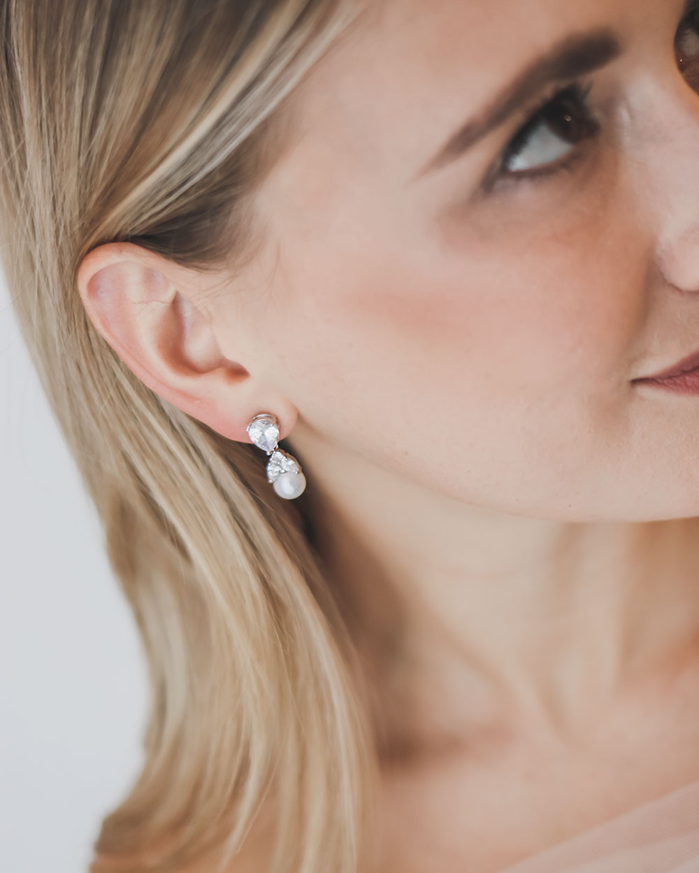 Pearl Dangle Wedding Earrings