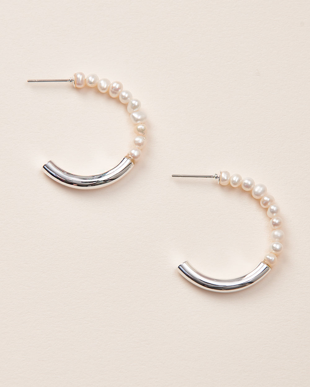 Silver Hoop earrings Pearls