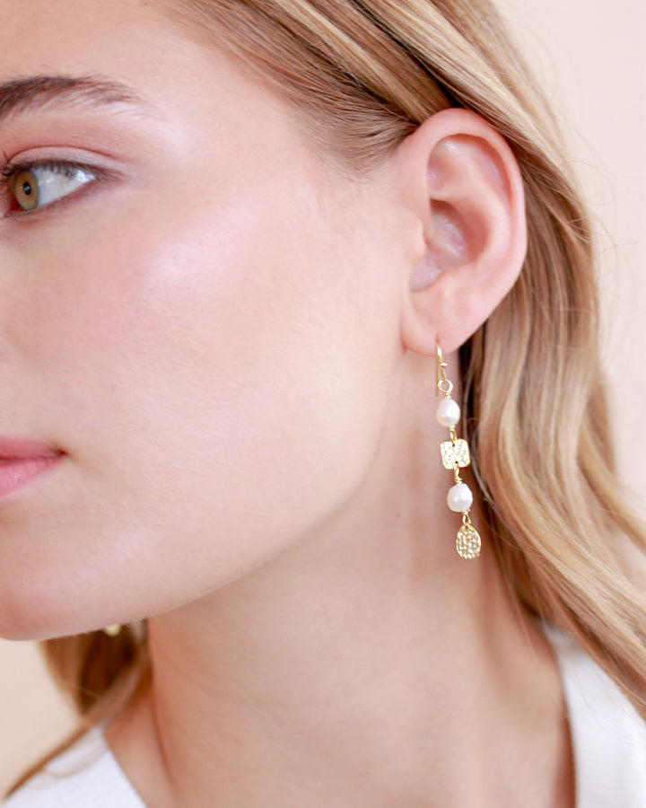 Gold Dangle Earrings Pearl