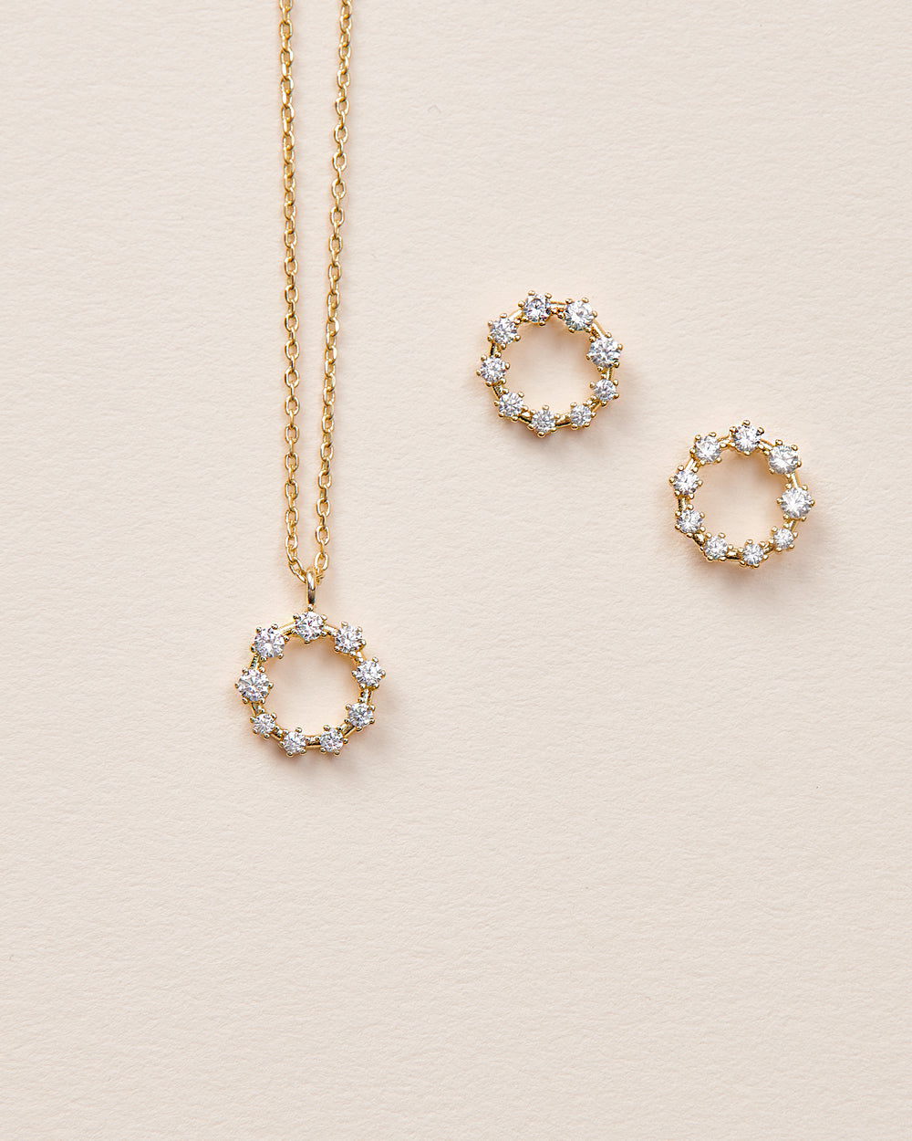 Minimalist Gold Jewelry
