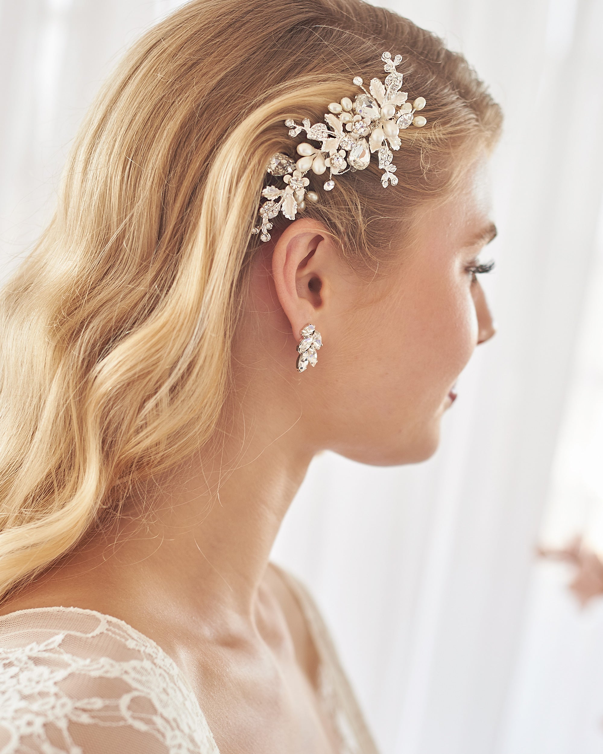 Pearl Bridal Comb