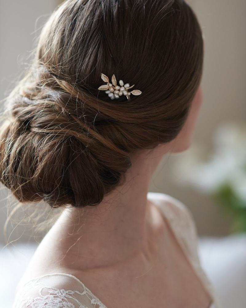 Briella Pearl Hair Pin - Shop Bridal Headpieces | Dareth Colburn