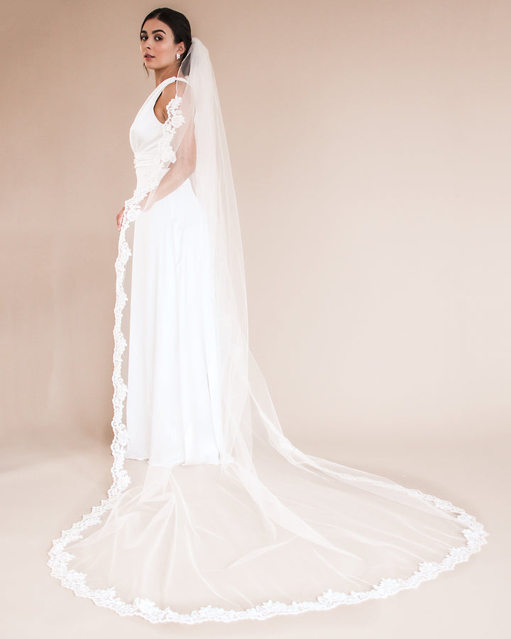 Sasha Lace Wedding Veil